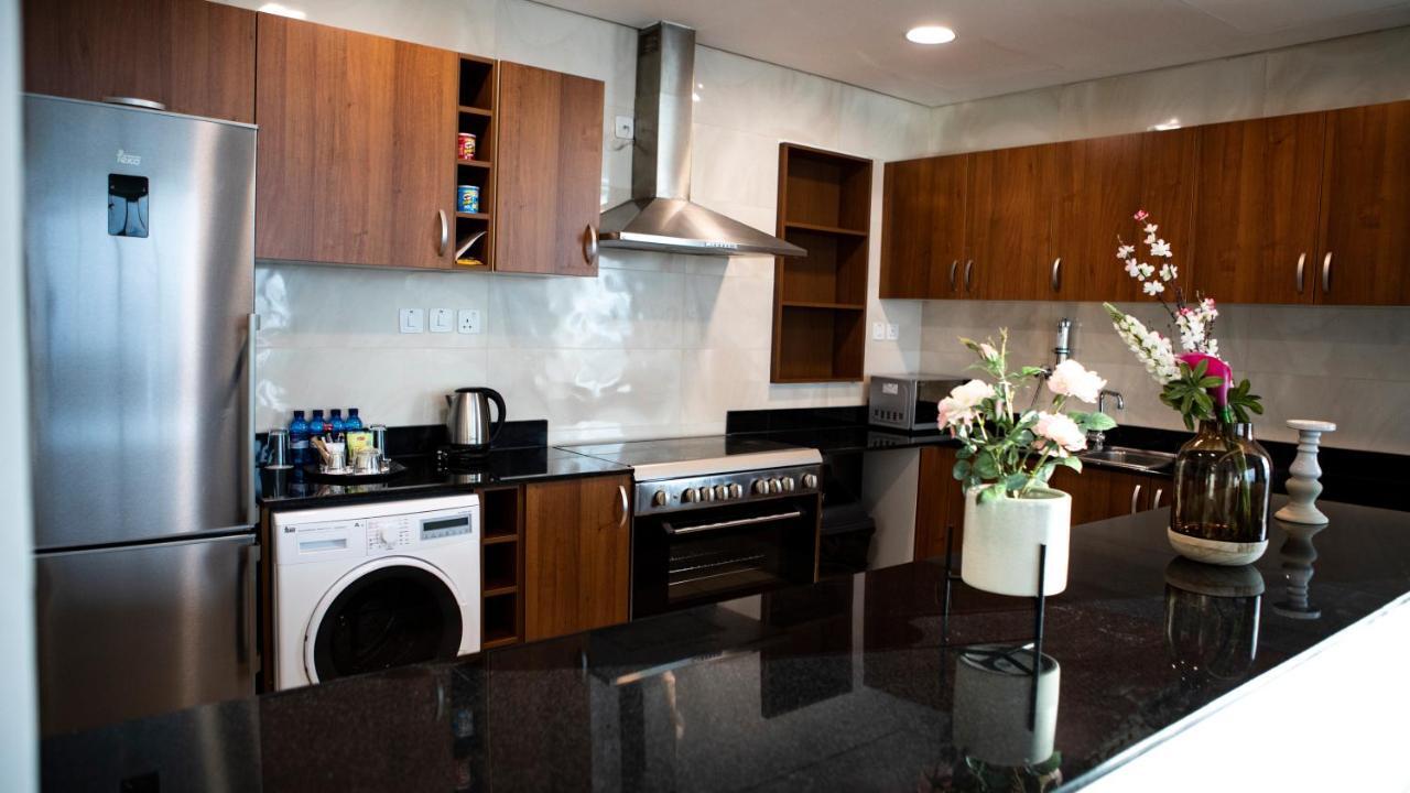 Levels Tower Apartments Kuwait City Bagian luar foto